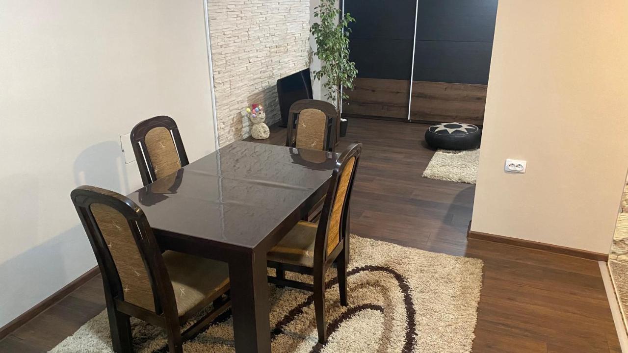 Arni Apartments Donja Vrezina Buitenkant foto
