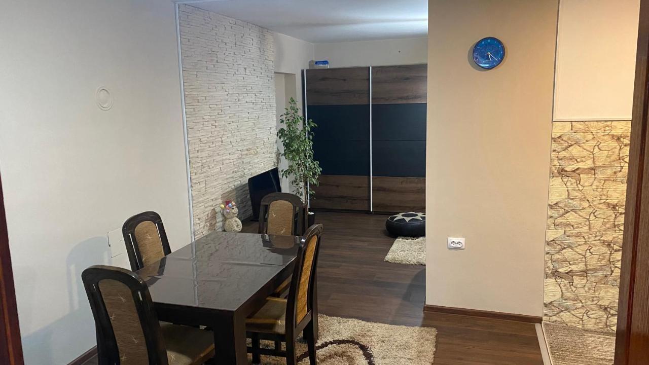 Arni Apartments Donja Vrezina Buitenkant foto